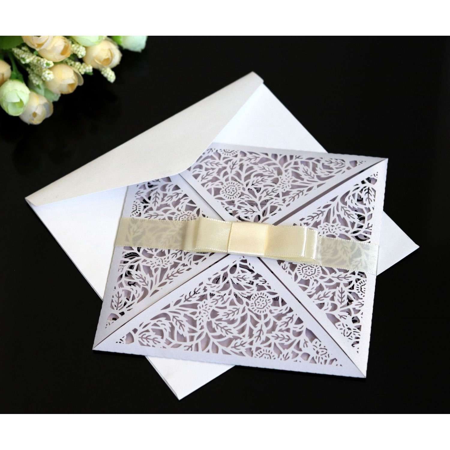 Laser Cut Paper Wedding  Invitation Square Flower Invitation Holiday Greeting Card Wholesale